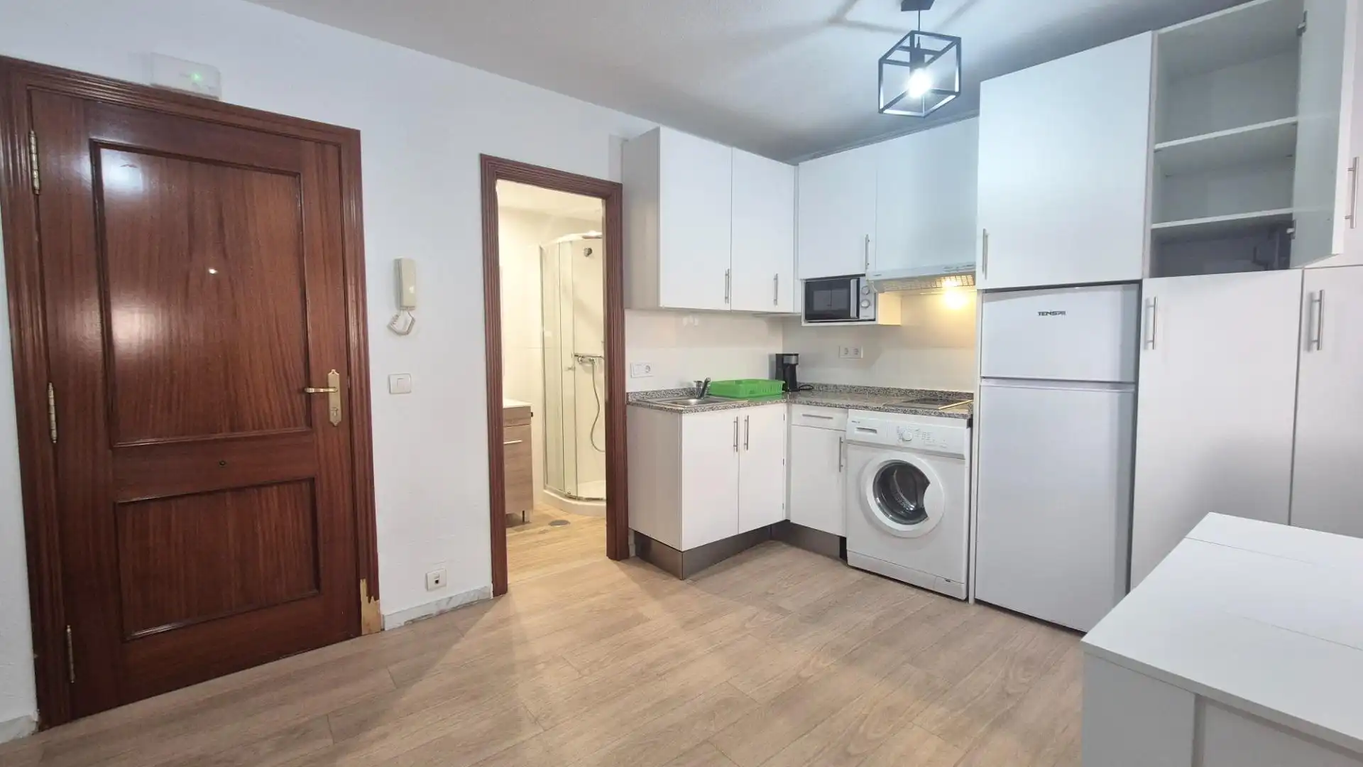 Kitchen of Study for rent in Salamanca  with Heating, Furnished and Balcony