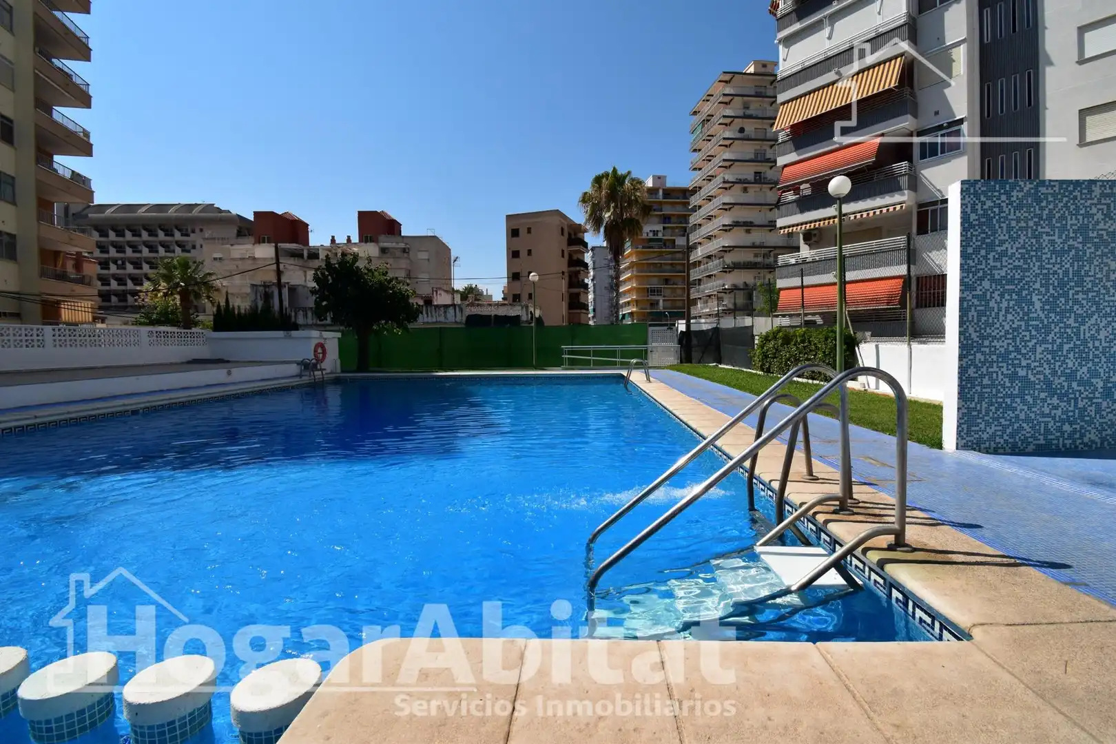 Swimming pool of Flat for sale in Miramar  with Air Conditioner, Terrace and Balcony