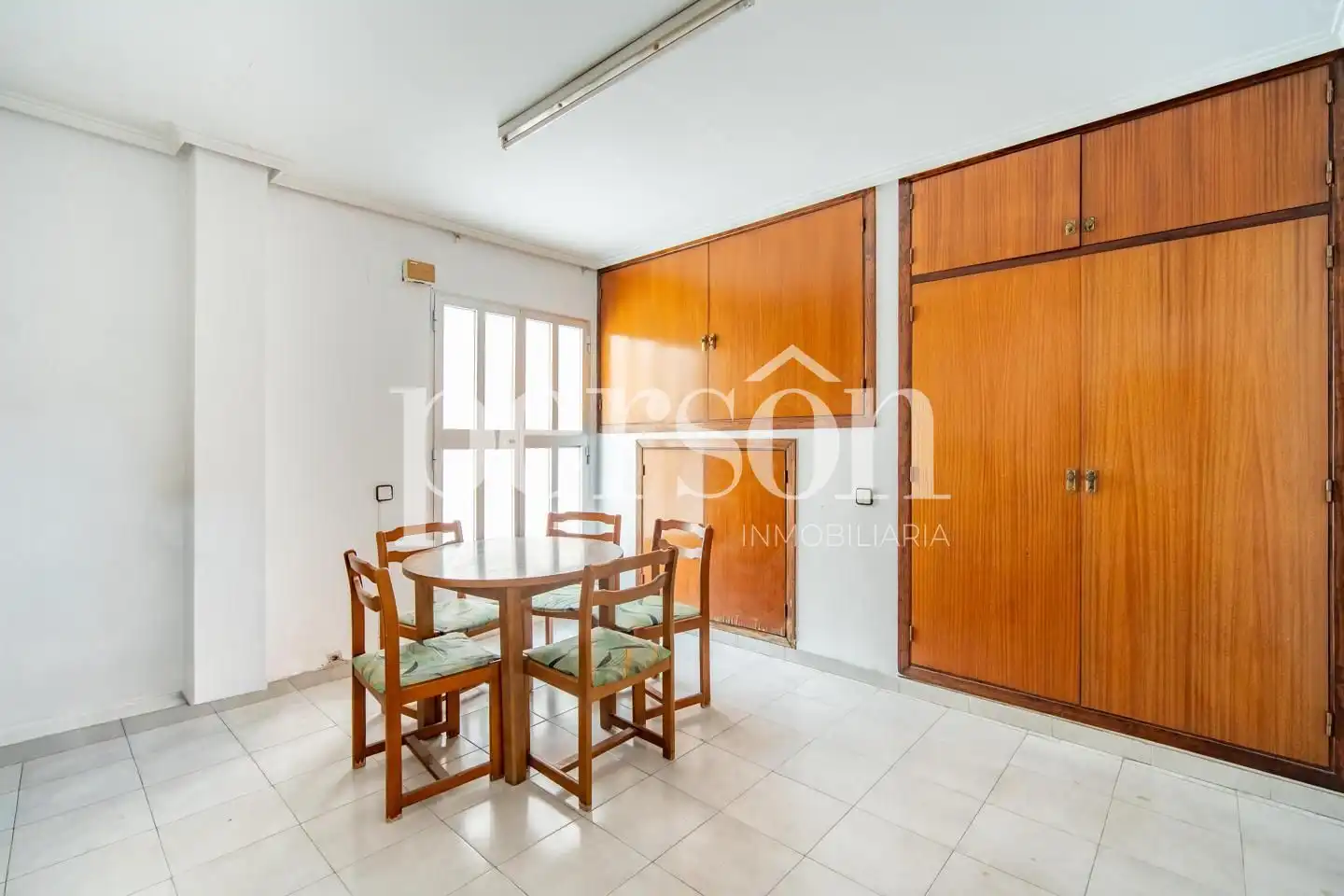 Cocina de Piso en venta en Valencia con Aire acondicionado, Terraza y Amueblado