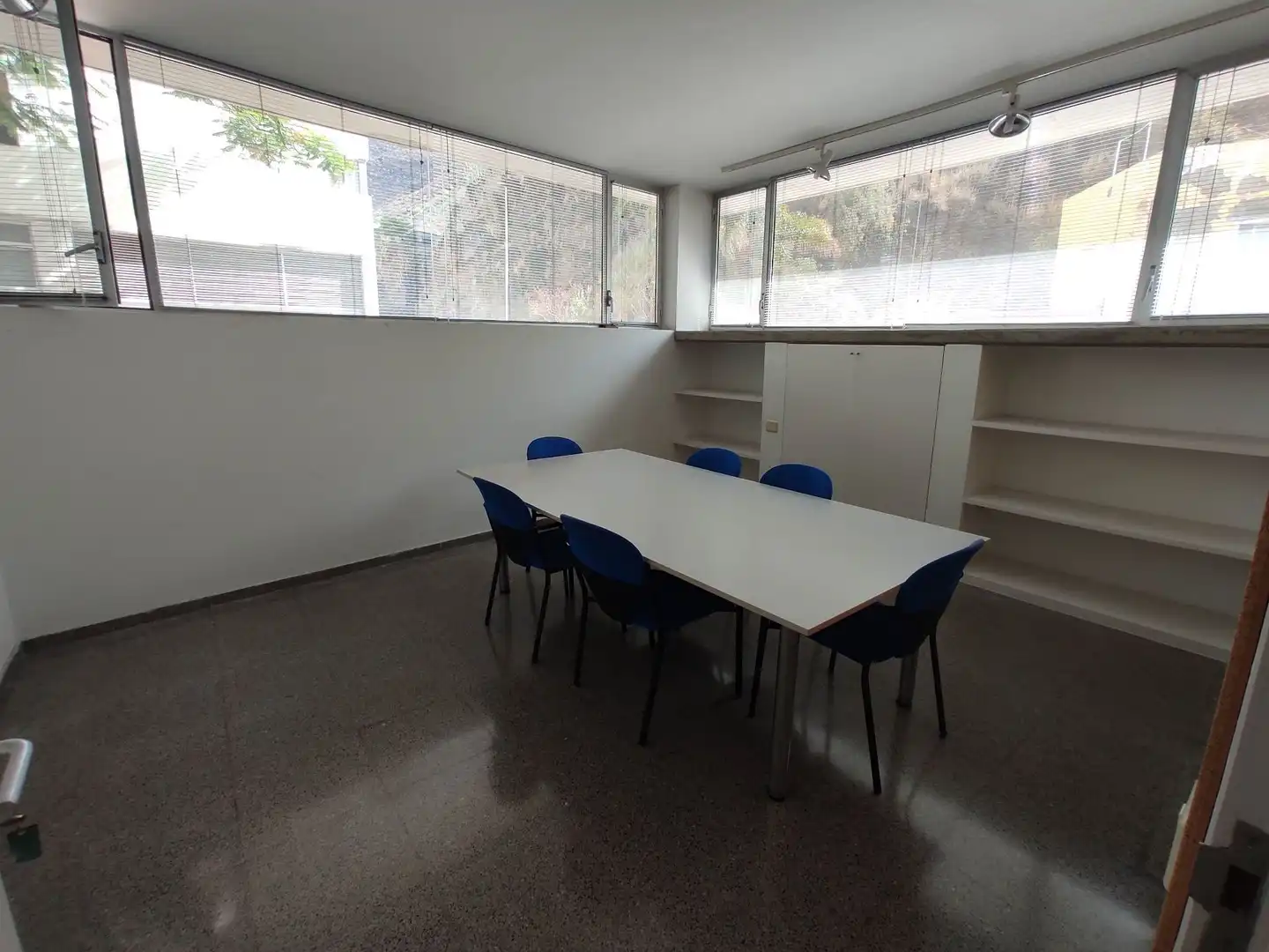 Büro zum Verkauf in Santa Cruz de Tenerife mit Klimaanlage und Abstellraum