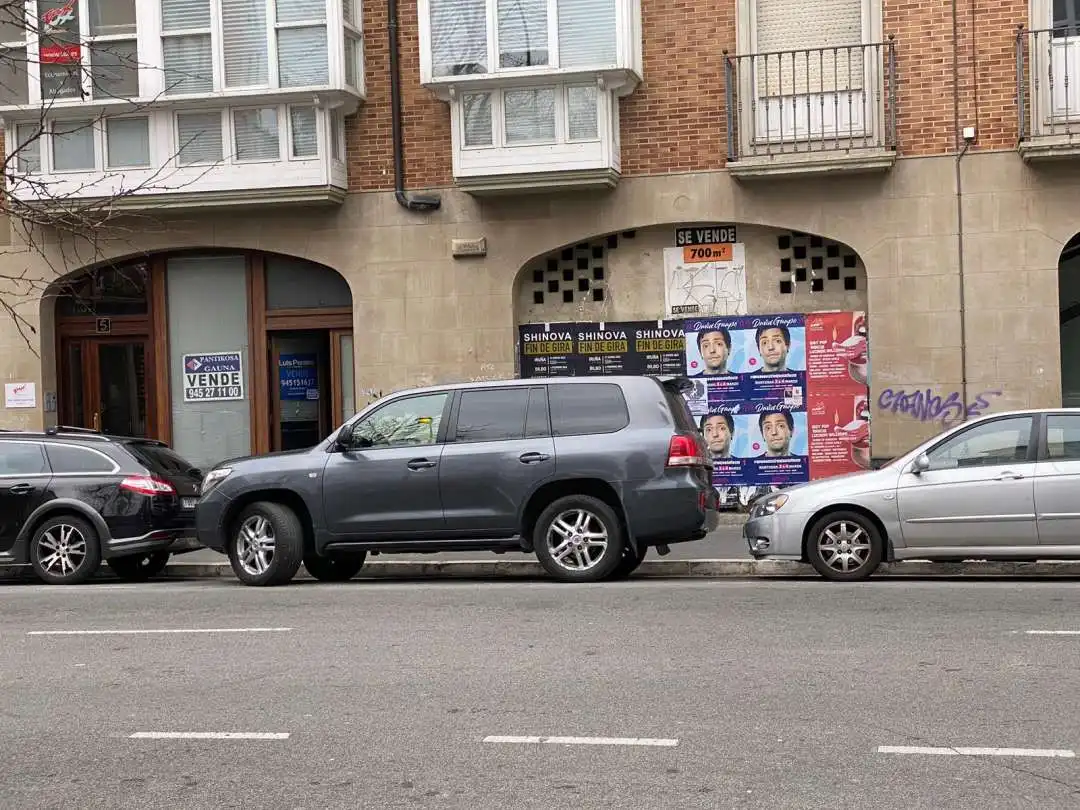 Aparcament de Local en venda en Vitoria - Gasteiz