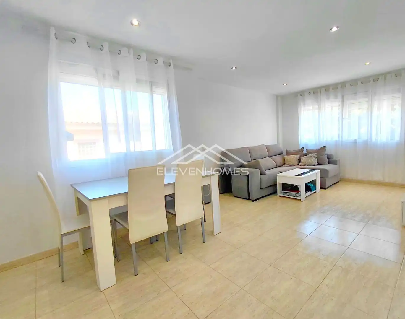 Living room of Flat for sale in Calvià  with Air Conditioner, Heating and Terrace