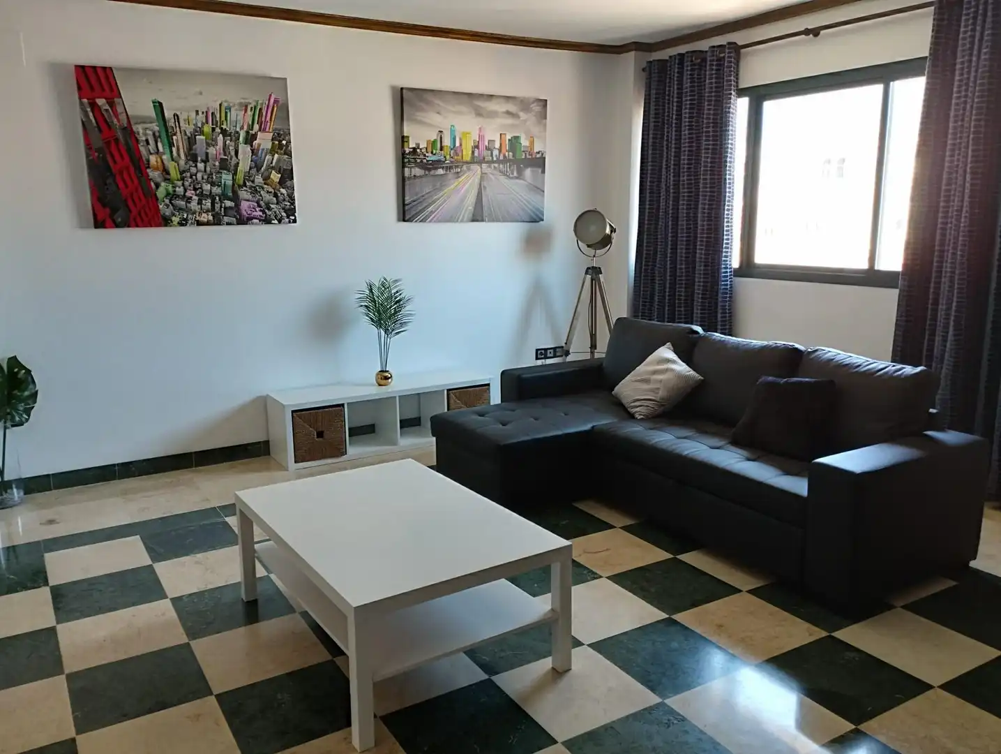 Wohnzimmer von Dachboden zur Miete in Marbella