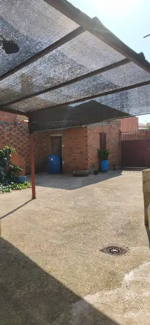 Casa amb jardí en venda a Manganeses de la Polvorosa, imagen 4
