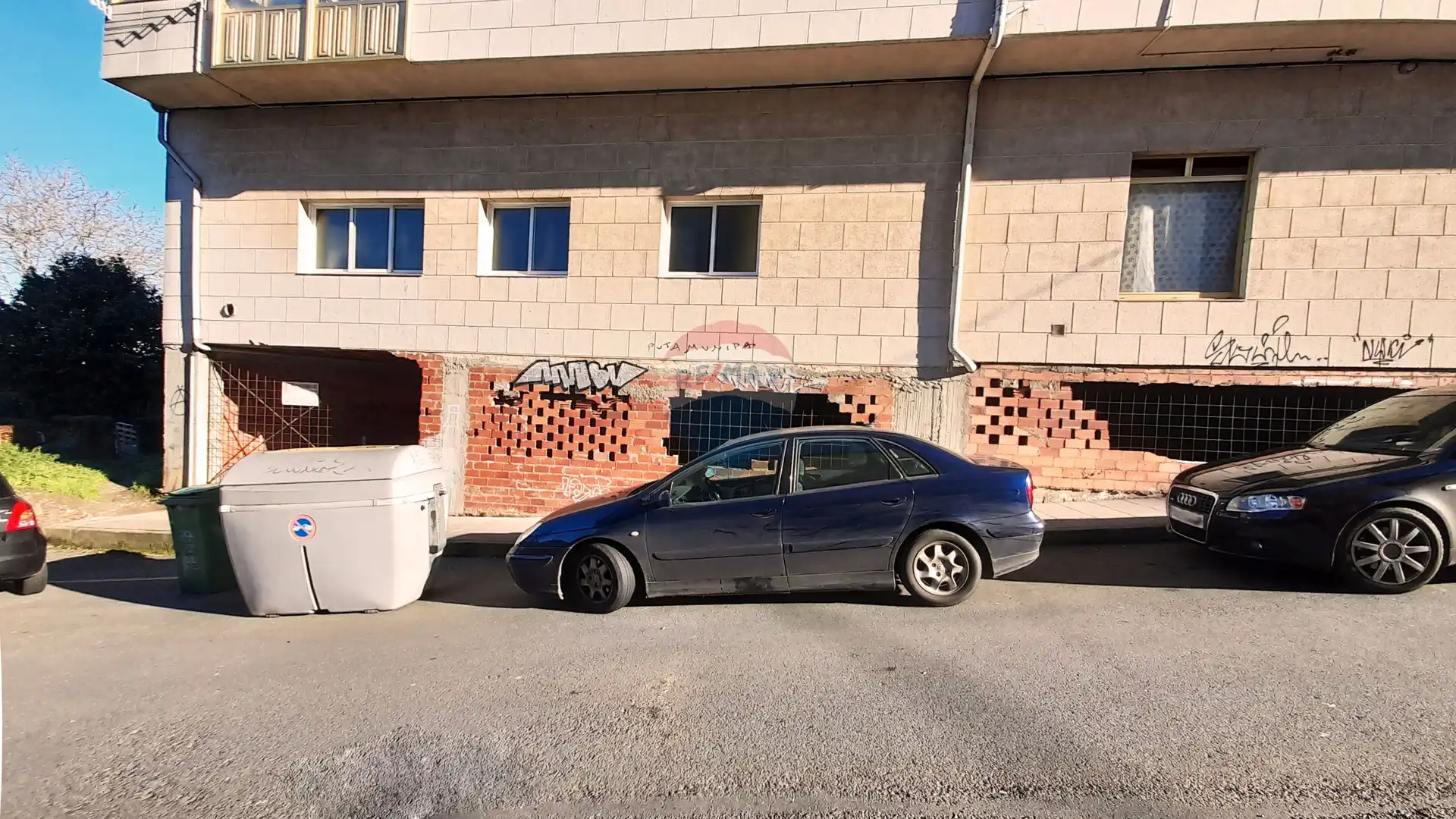 Parking de Local en venta en Betanzos