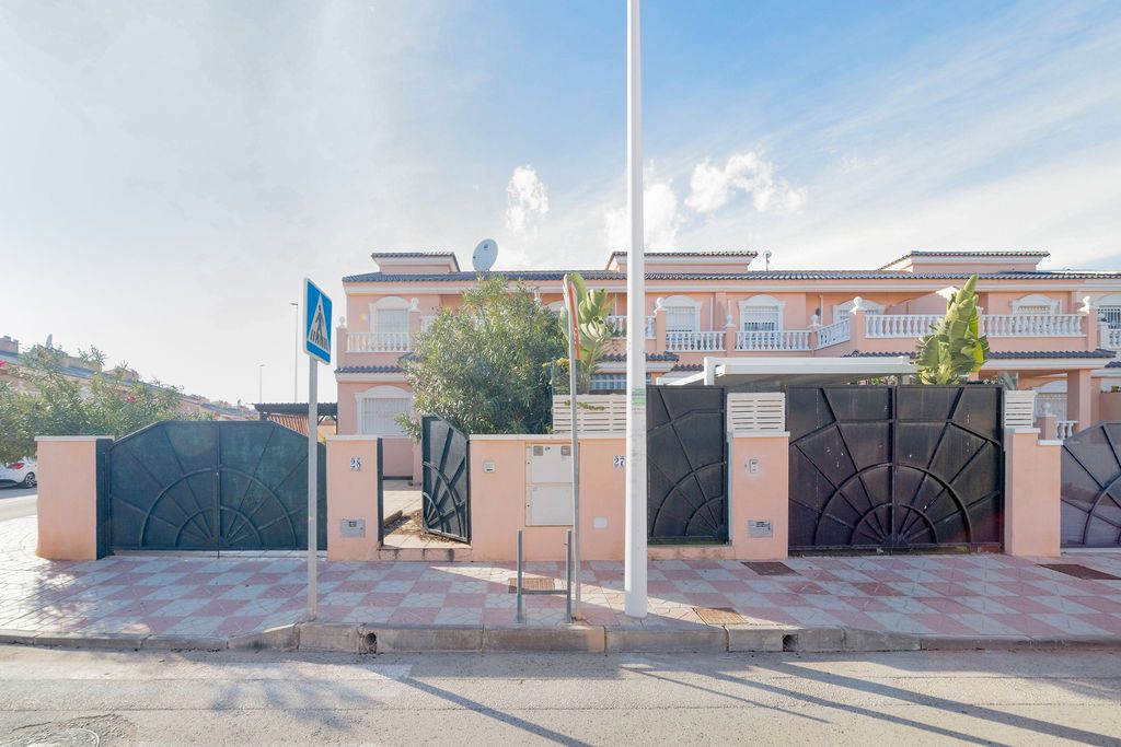 Exterior view of Duplex for sale in Santa Pola