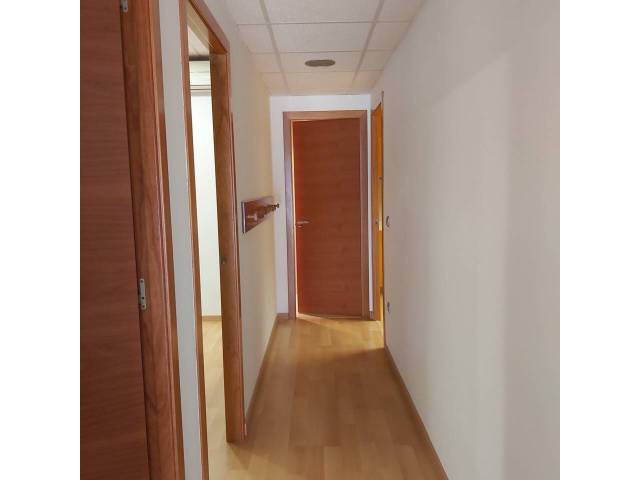 Local comercial en Alquiler en Sant Jordi en Valls