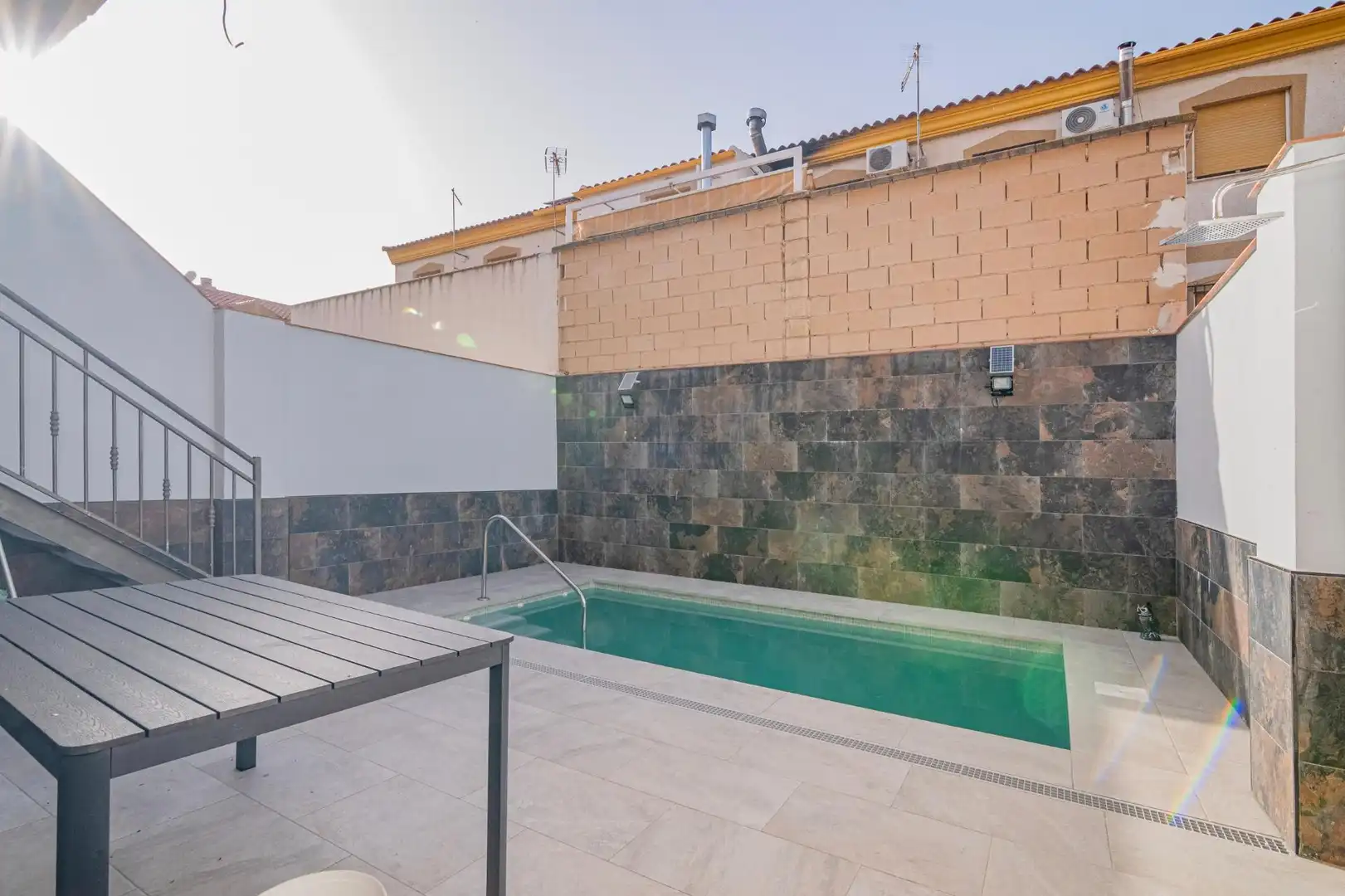 Piscina de Casa adosada en venda en Cijuela amb Aire condicionat, Calefacció i Jardí privat