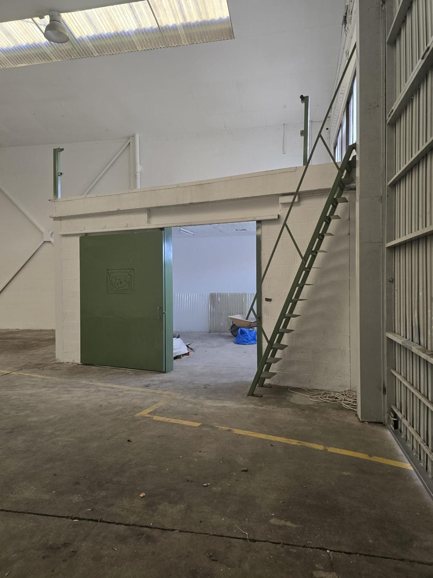 Nau industrial de lloguer en Manresa