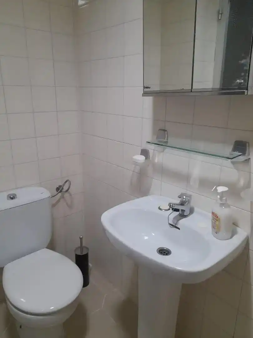 Baño de Piso en venta en Luque con Aire acondicionado, Trastero y Amueblado