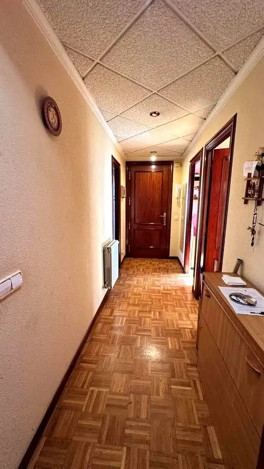 Apartament en venda en  Logroño amb Calefacció i Parquet