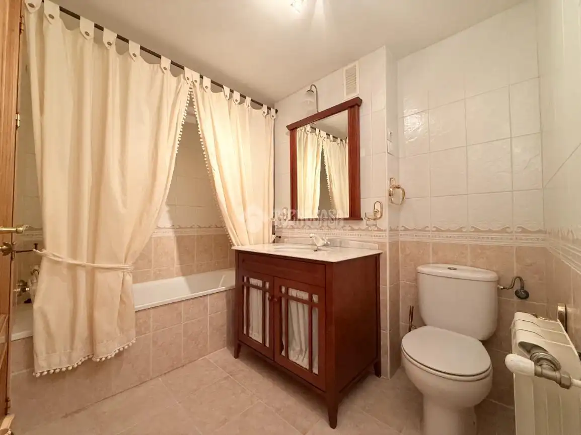 Semi-detached house for sale in Alovera, imagen 26