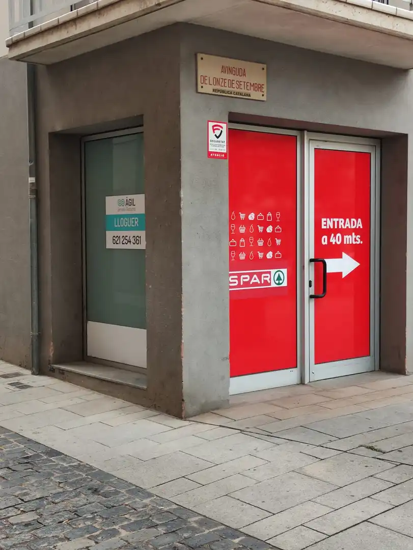 Business premises to rent in Avinguda Onze de Setembre, imagen 3