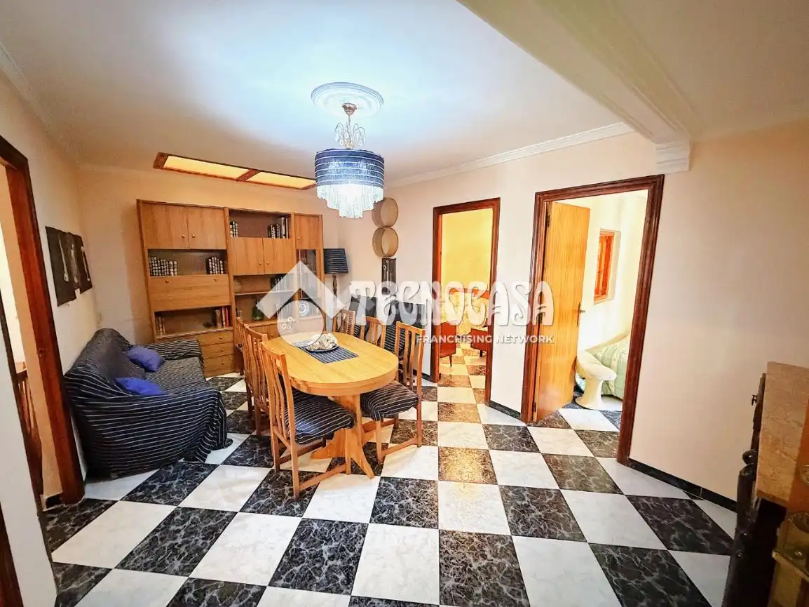 Casa adosada en venta en Campillo de Altobuey con Calefacción, Jardín privado y Terraza
