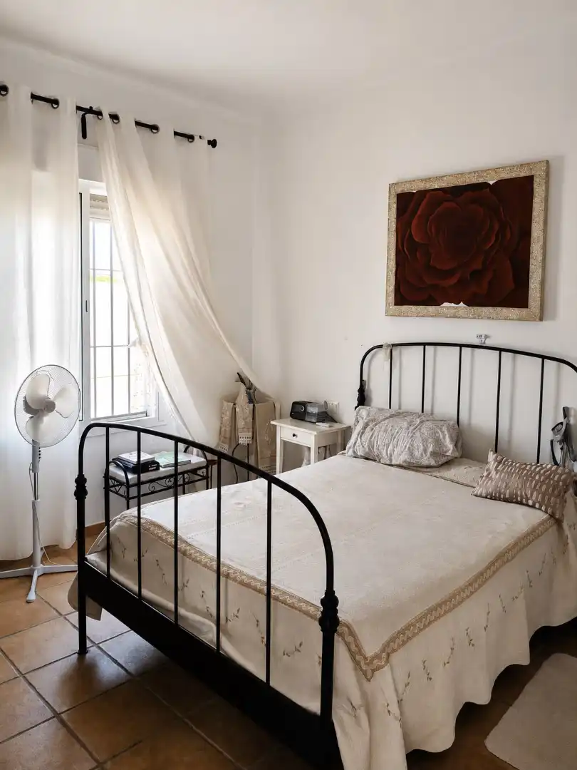 Detached house with pool for sale in Avenida del Convento 8, imagen 3