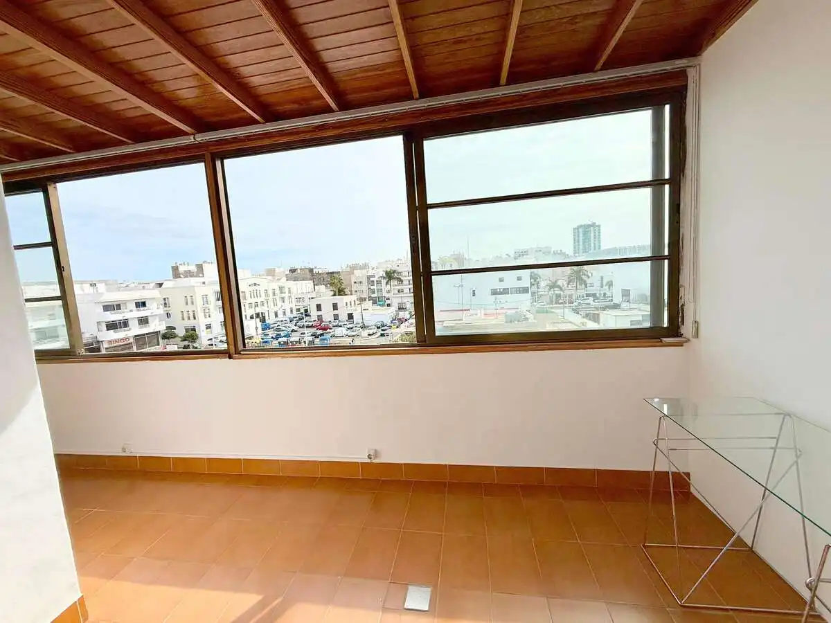 Terrassa de Pis en venda en Arrecife amb Terrassa i Moblat