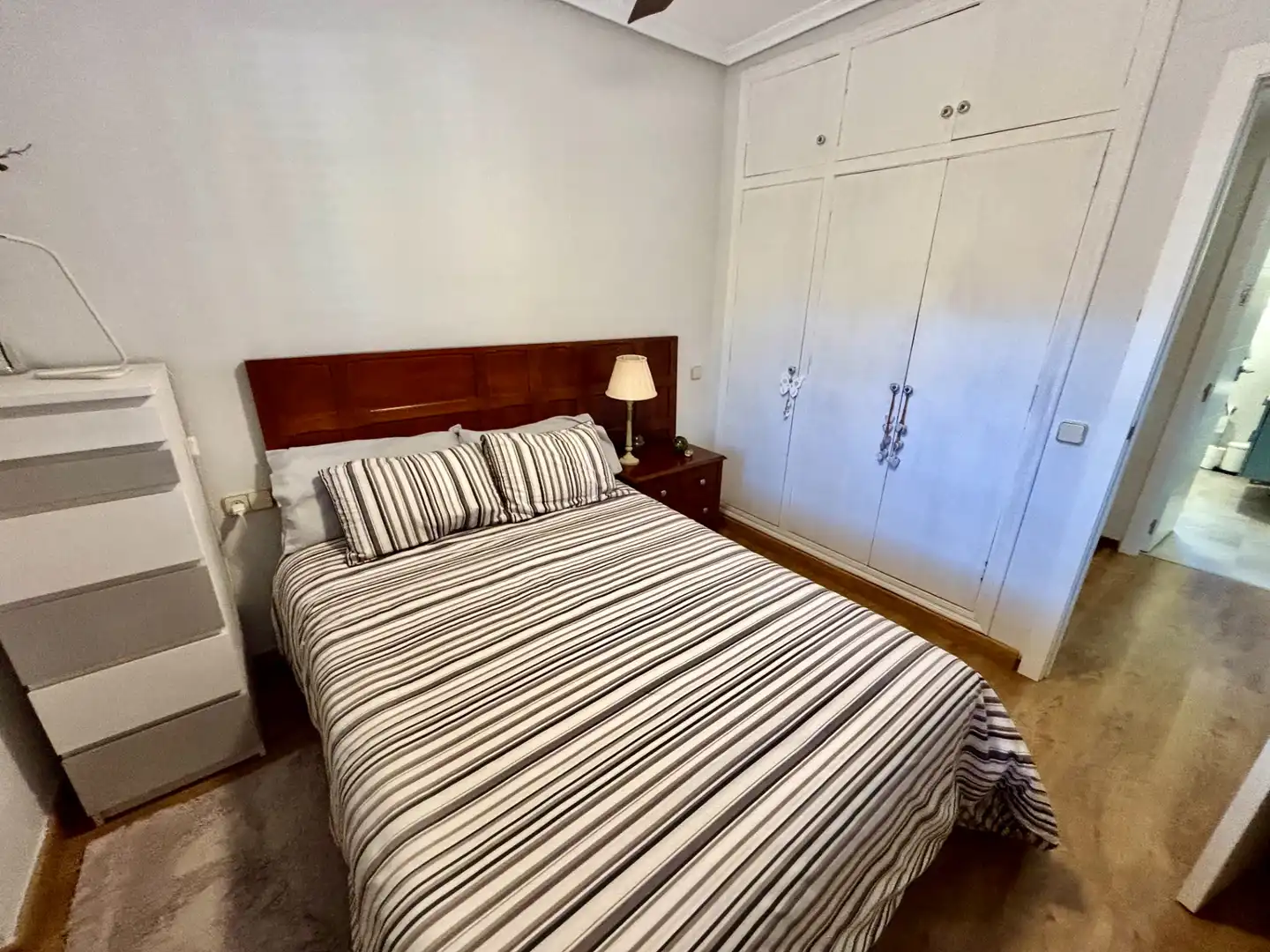 Dormitori de Casa o xalet en venda en Mutxamel amb Aire condicionat, Jardí privat i Terrassa