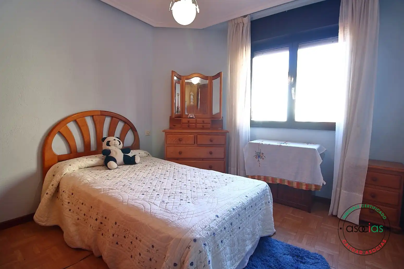 Habitación de Piso en venta en Gijón  con Calefacción, Parquet y Terraza