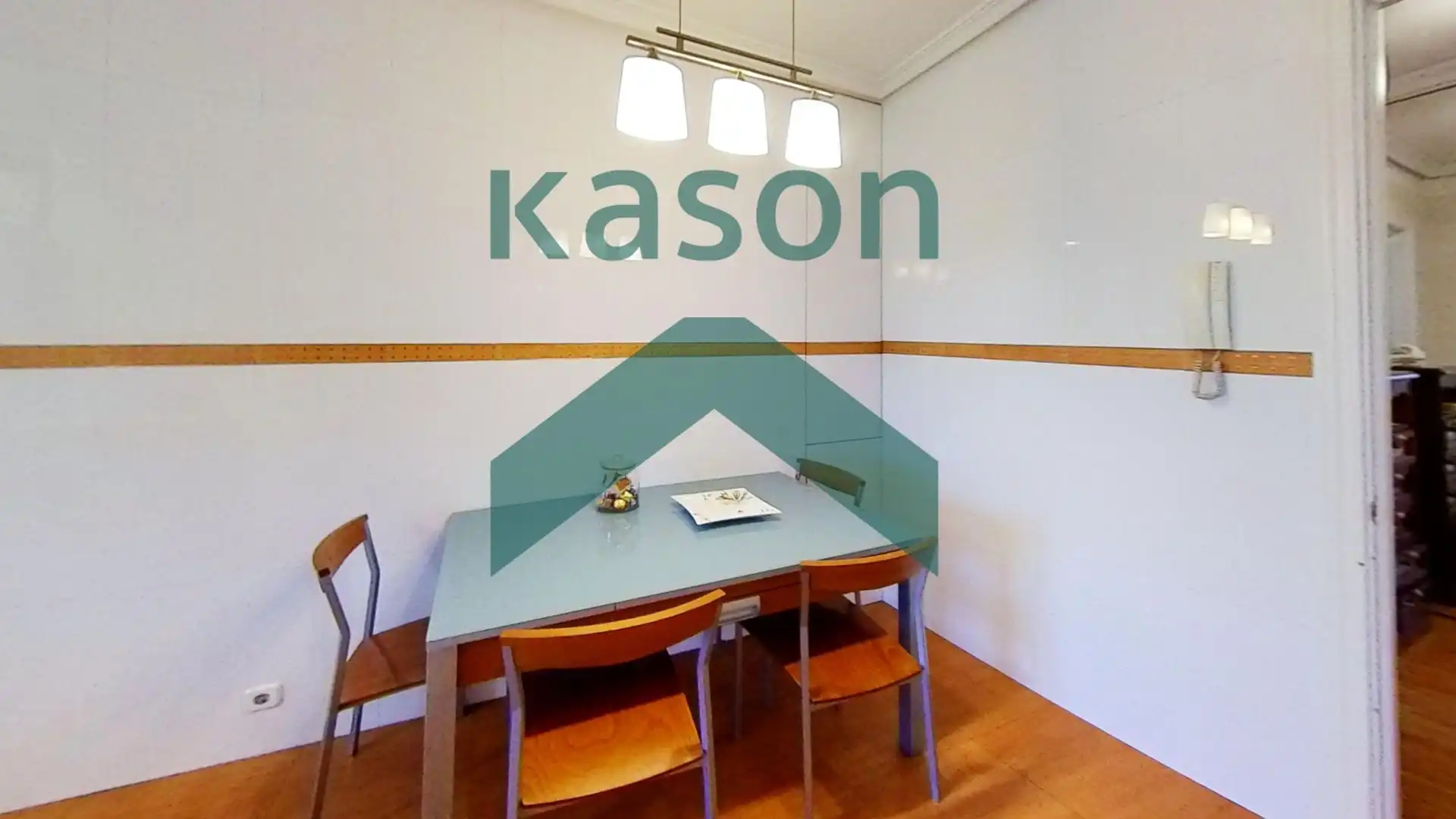 Kitchen of Flat for sale in Madrid  with Heating and Storage room