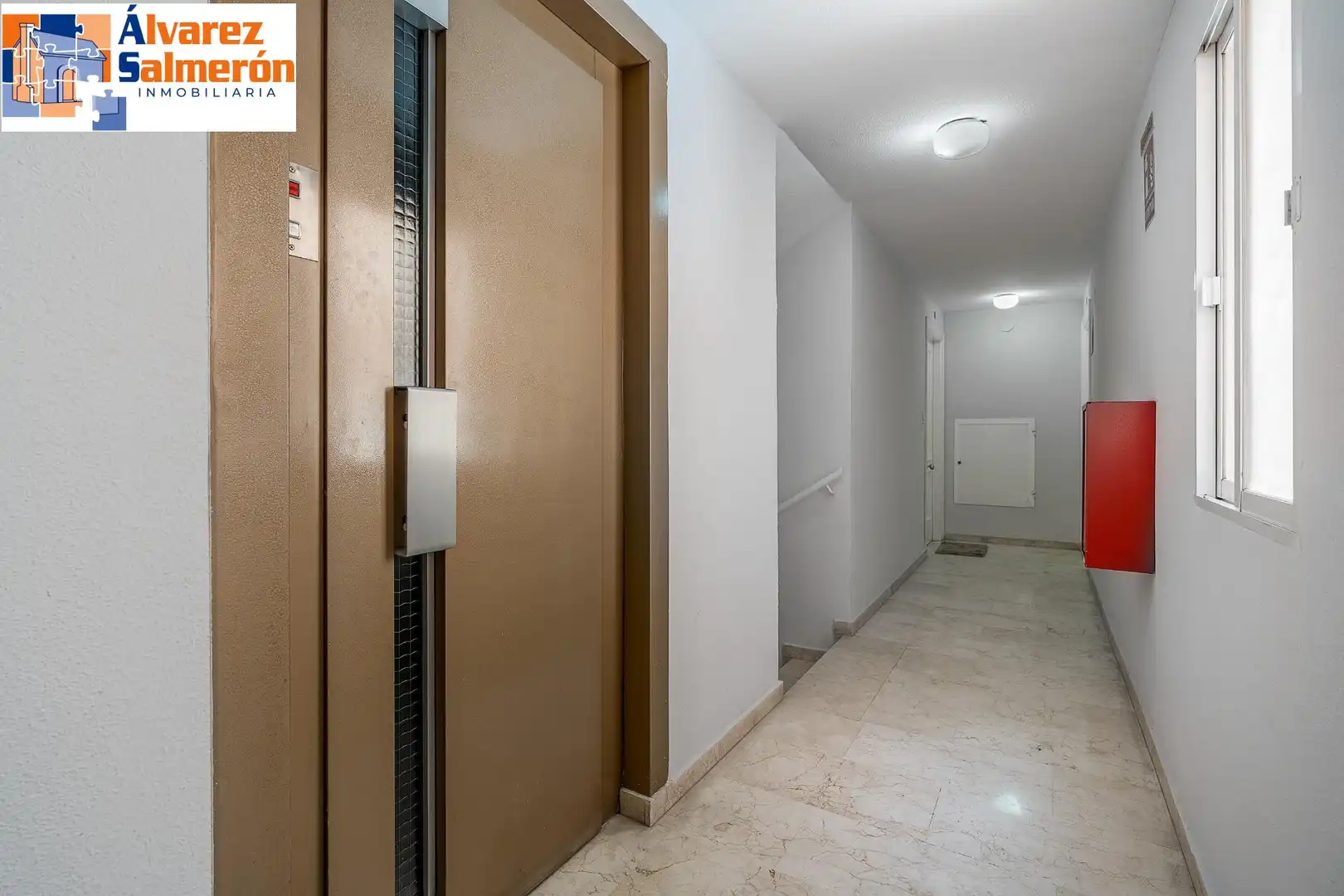 Piso en venta en Granada con Aire acondicionado, Calefacción y Terraza