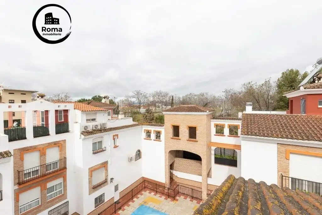 Detached homes for sale in Calle Calle Juan Vázquez, 5, Joaquina Eguaras