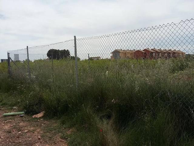 Terreno en Venta en POLIGONO en Caudete de las Fuentes