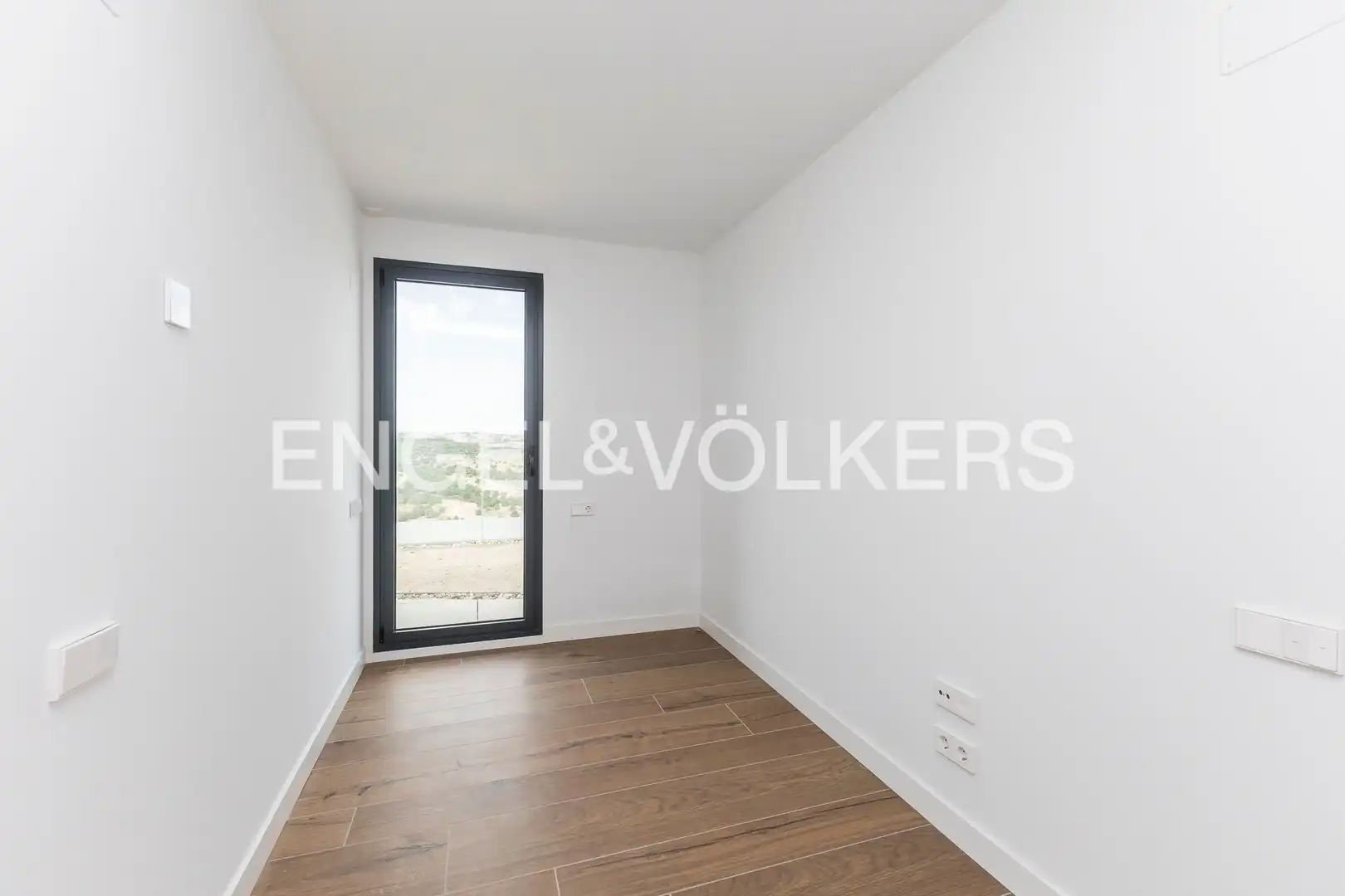 Schlafzimmer von Dachboden zum Verkauf in Madrid mit Klimaanlage, Heizung und Terrasse