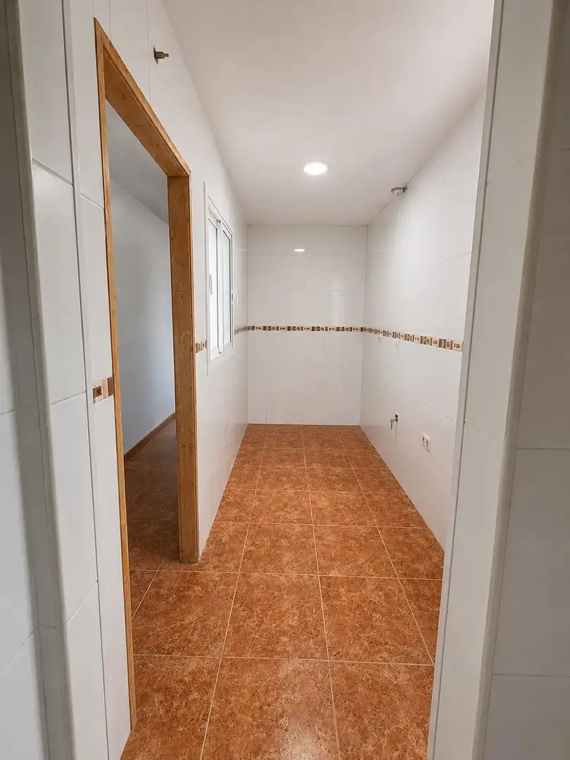 Baño de Piso en venta en Burriana / Borriana