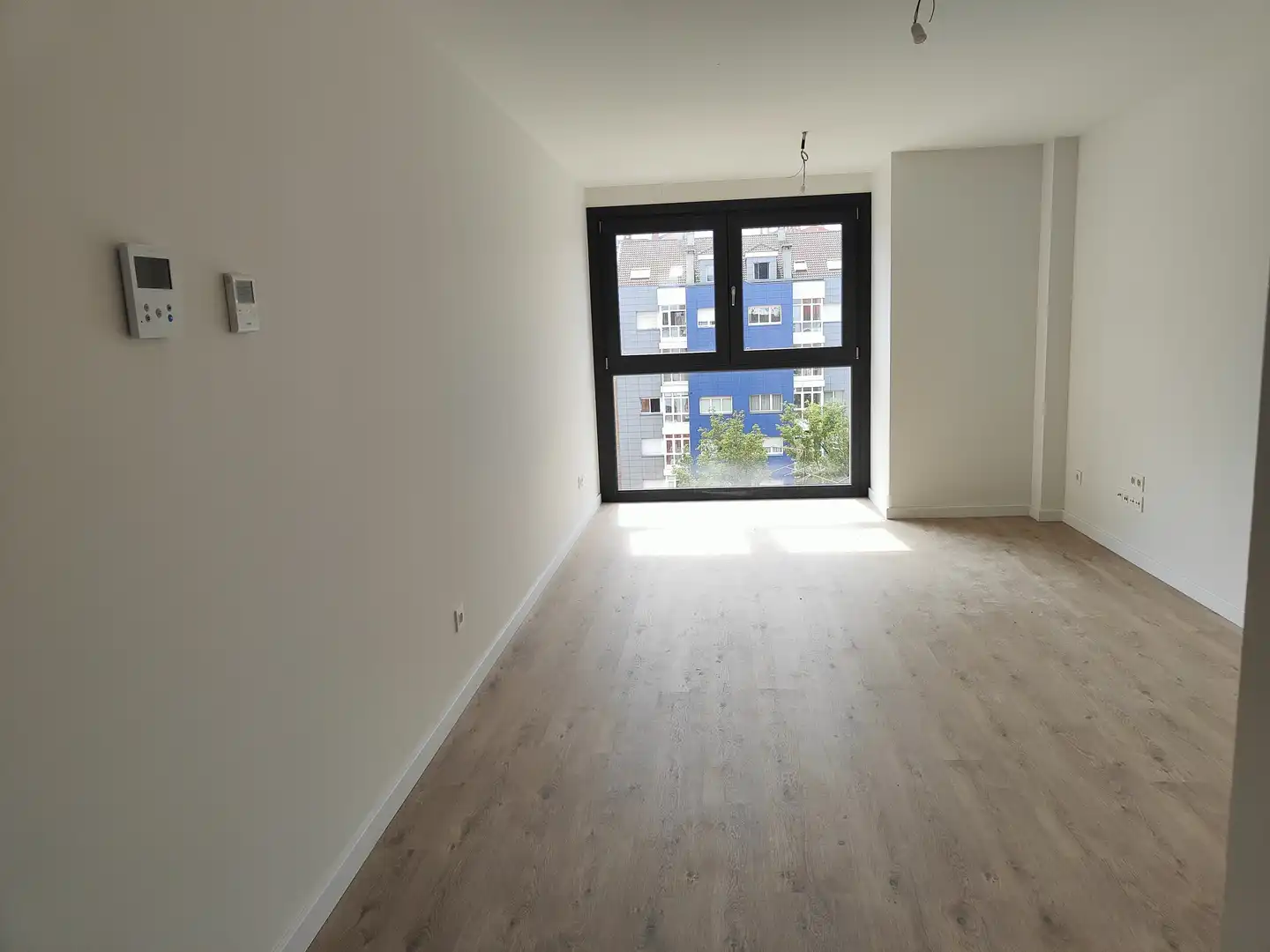 Sala de estar de Ático en venta en Gijón  con Calefacción, Parquet y Terraza