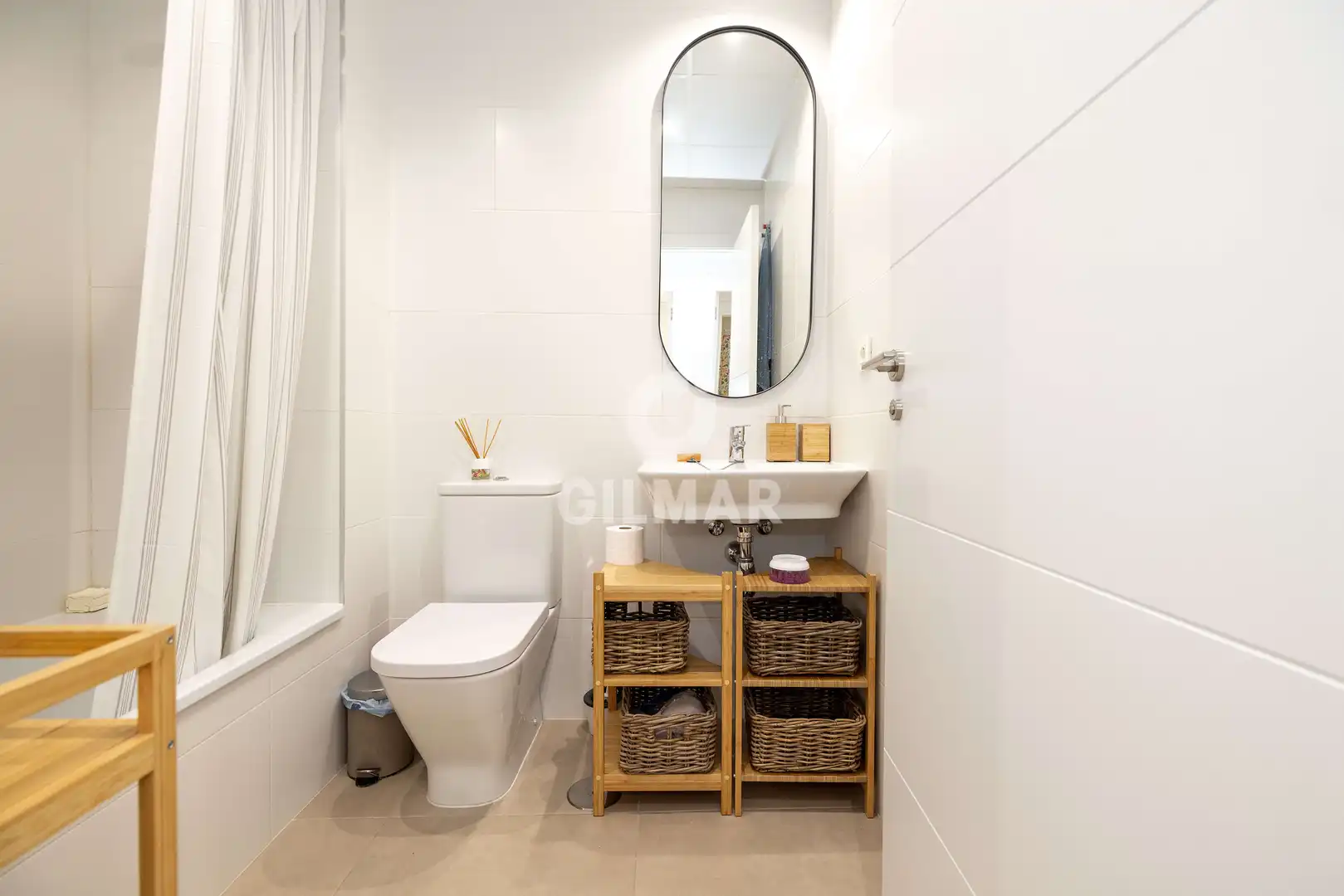 Baño de Piso en venta en Marbella con Calefacción, Trastero y Piscina