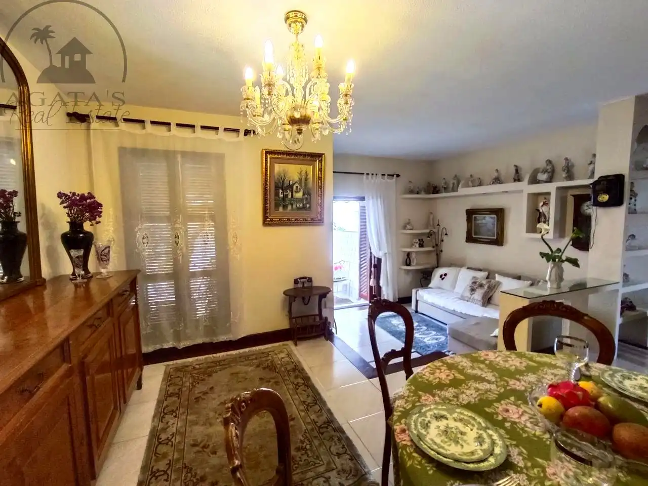 Sala d'estar de Casa o xalet en venda en Adeje amb Terrassa, Moblat i Piscina comunitària