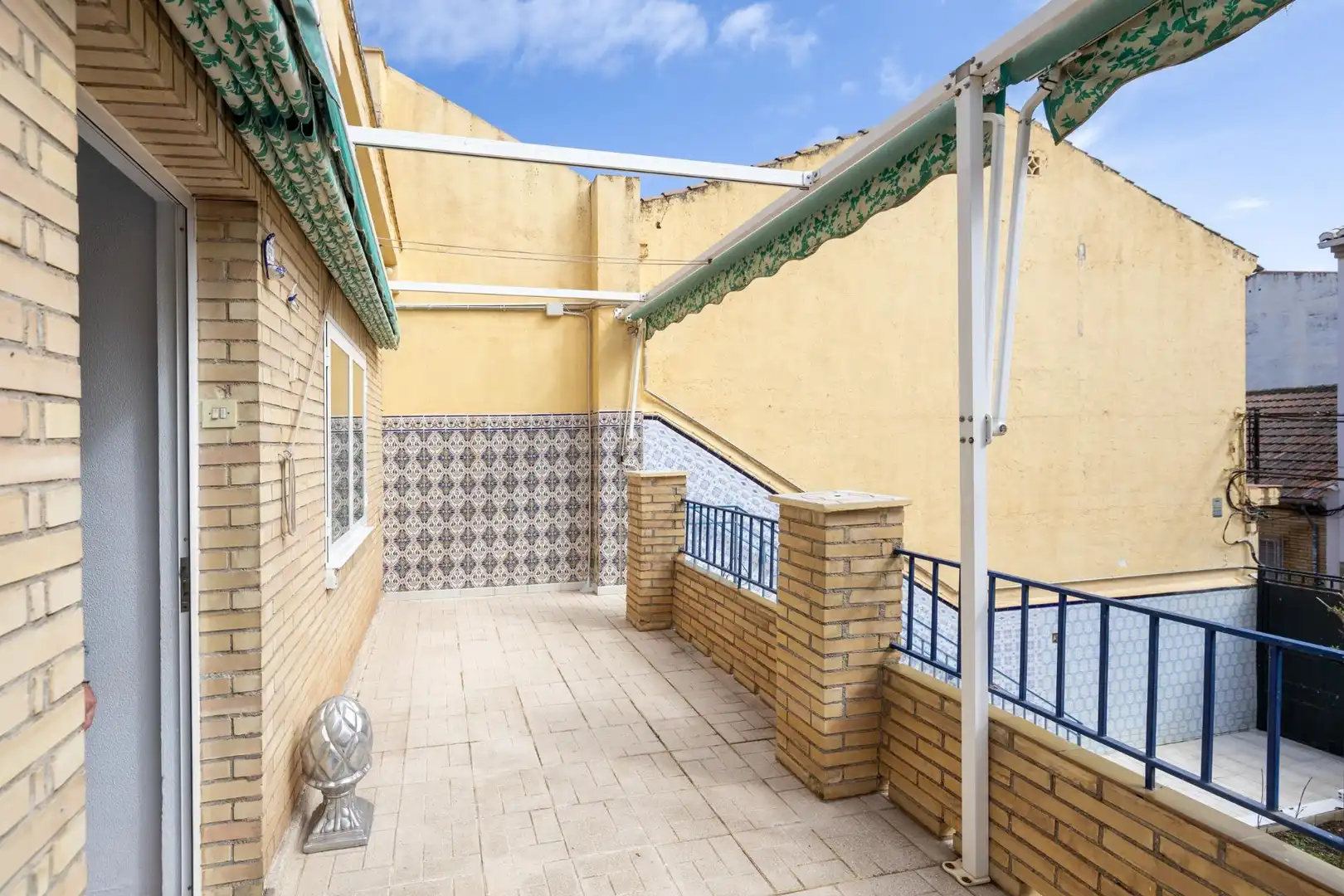 Terrassa de Casa o xalet en venda en Armilla amb Aire condicionat, Traster i Balcó