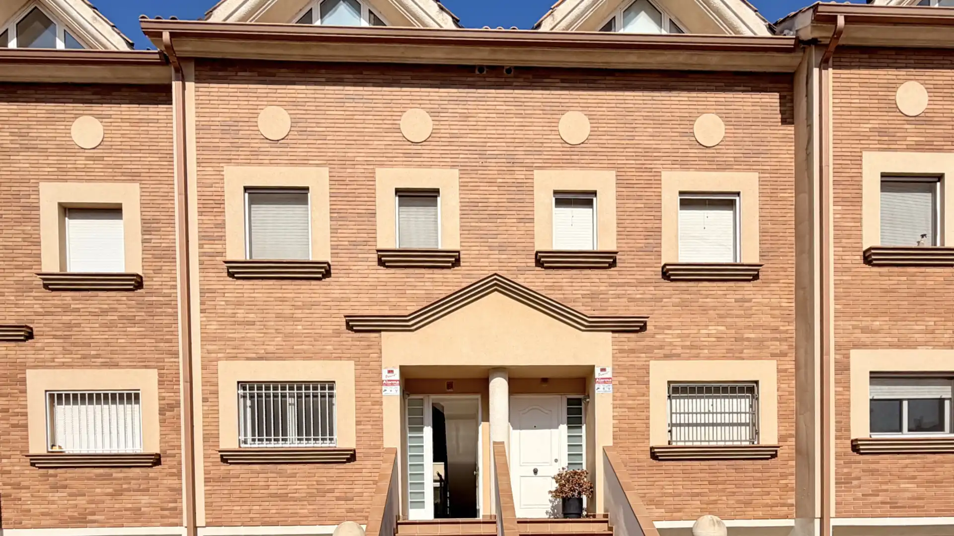 Vista exterior de Casa o chalet en venta en El Vendrell con Aire acondicionado, Calefacción y Jardín privado
