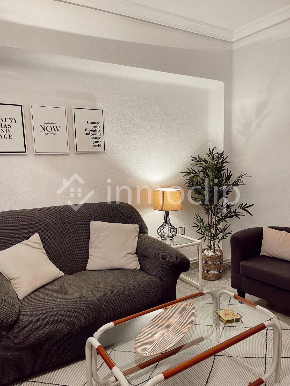 Living room of Flat for rent in Salamanca Capital  with Heating and Furnished