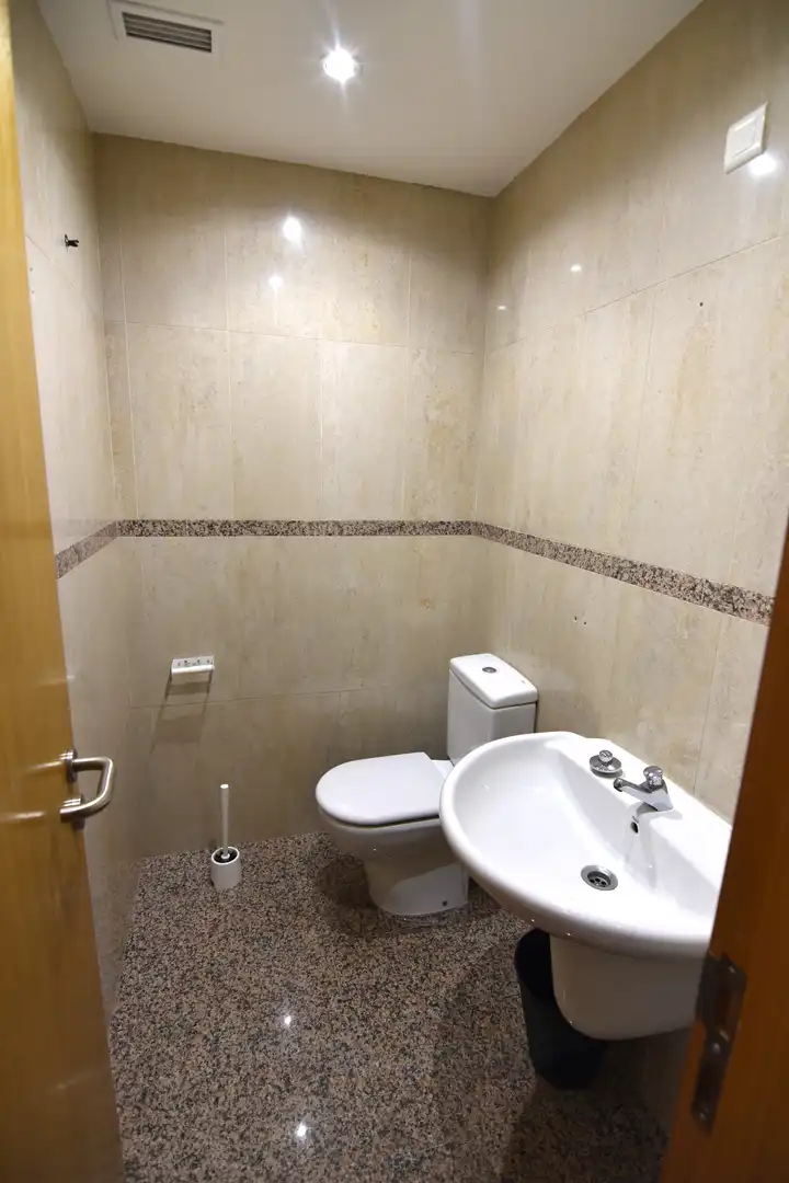 Local comercial en alquiler en Plaza José González Dopeso 51, imagen 14