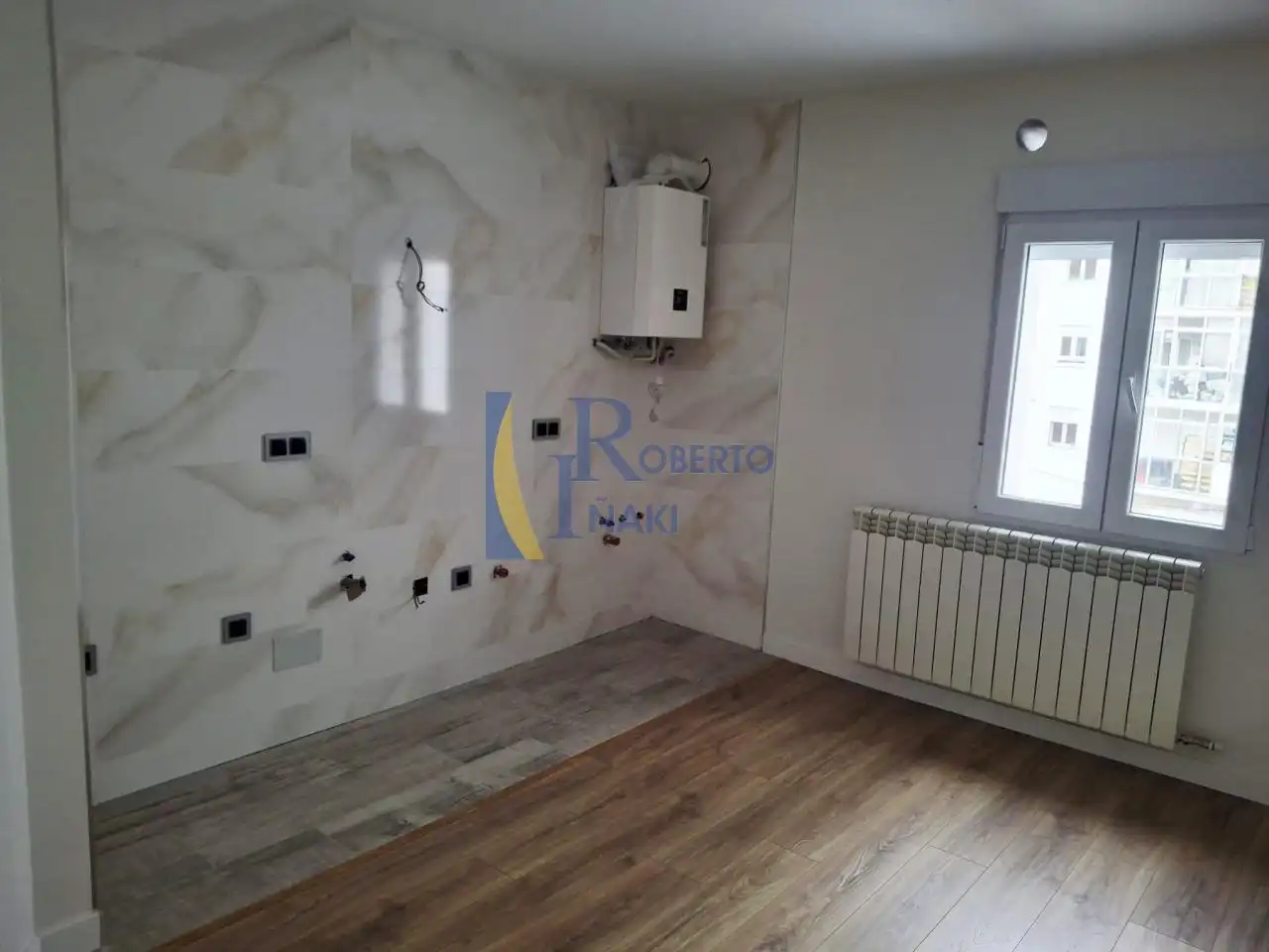 Kitchen of Houses for sale in León Capital   with Heating, Private garden and Parquet flooring