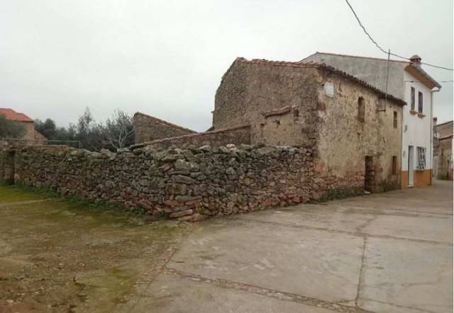 Casa-chalet en Venta en C/ Miguel de Cervantes en Santa Ana