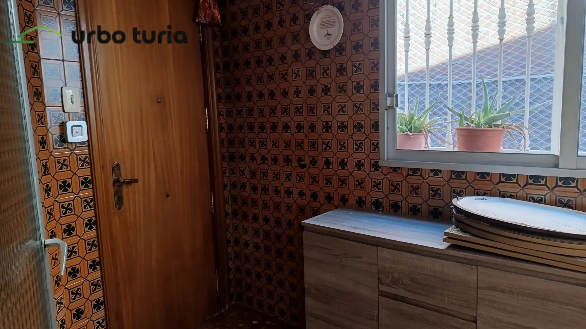 Habitación de Piso en venta en Valencia con Aire acondicionado y Alarma