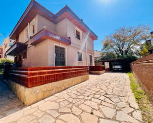 Exterior view of House or chalet for sale in Elda  with Air Conditioner, Private garden and Terrace