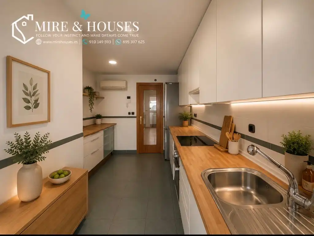 Cocina de Ático en venta en Alcobendas con Aire acondicionado, Calefacción y Jardín privado