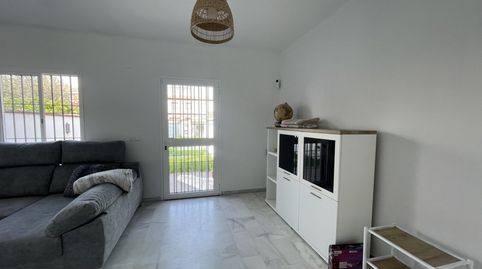 Foto 4 de Casa adosada en venta en Huévar del Aljarafe, Sevilla