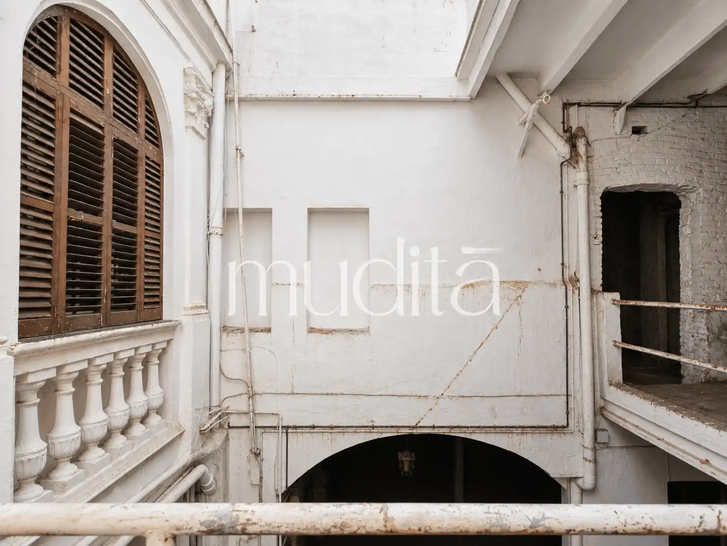 Vista exterior de Casa adosada en venta en El Masnou con Trastero y Balcón