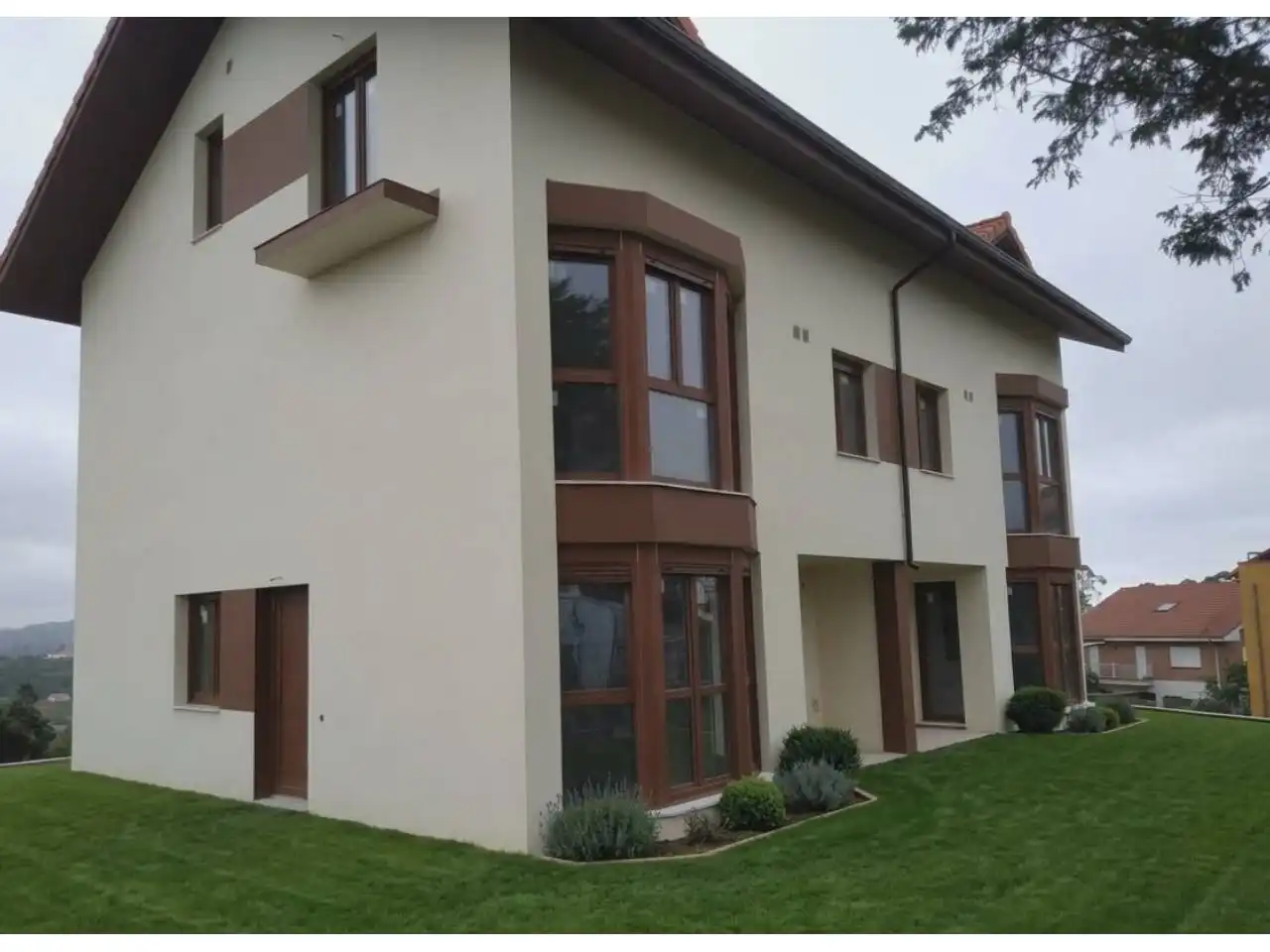 Vista exterior de Piso en venta en Comillas (Cantabria) con Calefacción, Jardín privado y Terraza