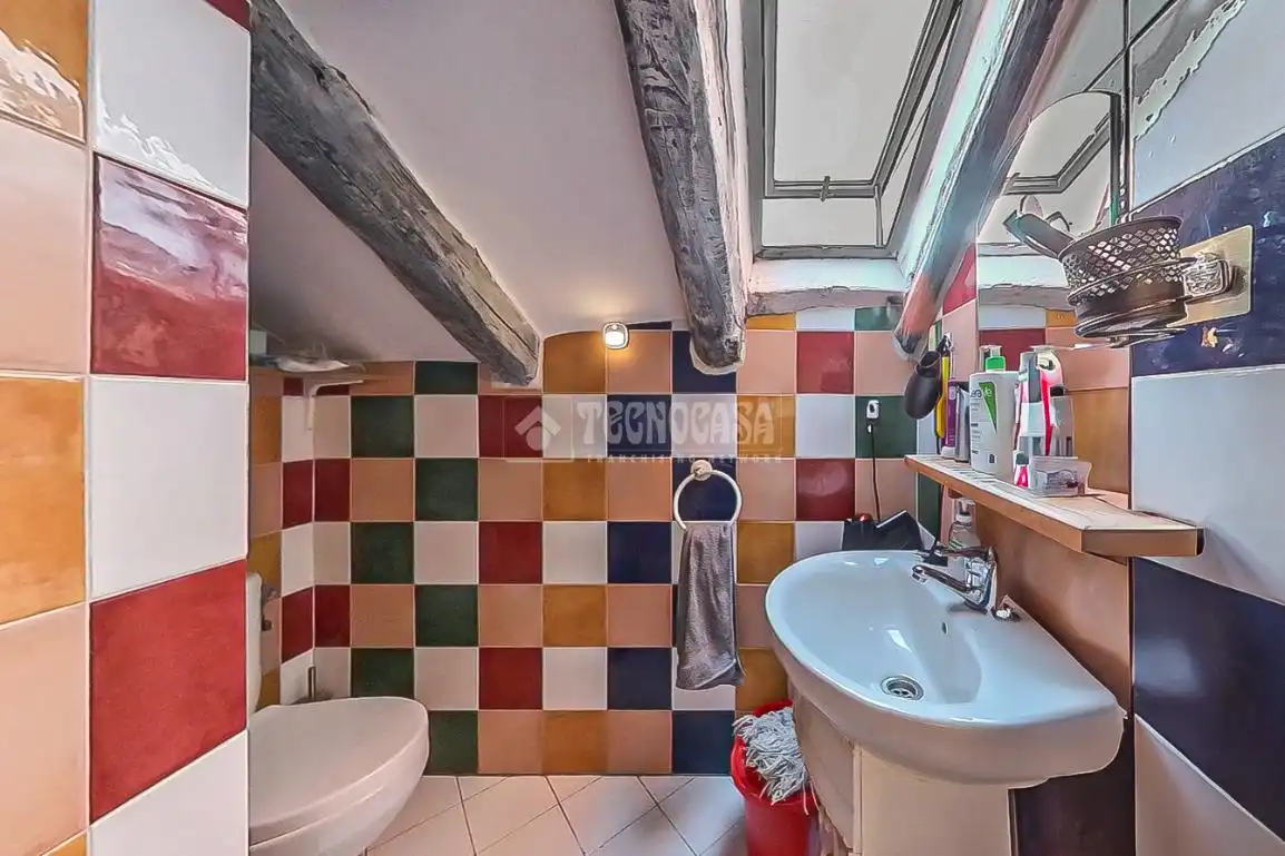 Baño de Ático en venta en Madrid