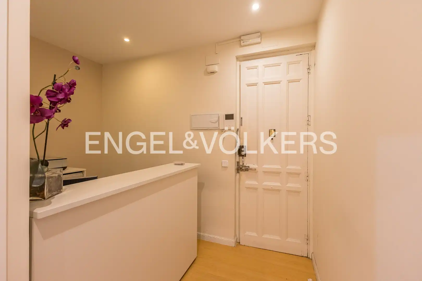 Flat for sale in Madrid  with Heating and Parquet flooring