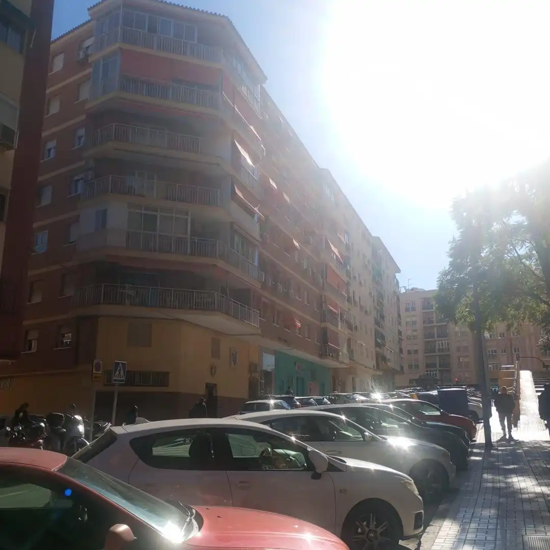 Vista exterior de Local en venta en Málaga