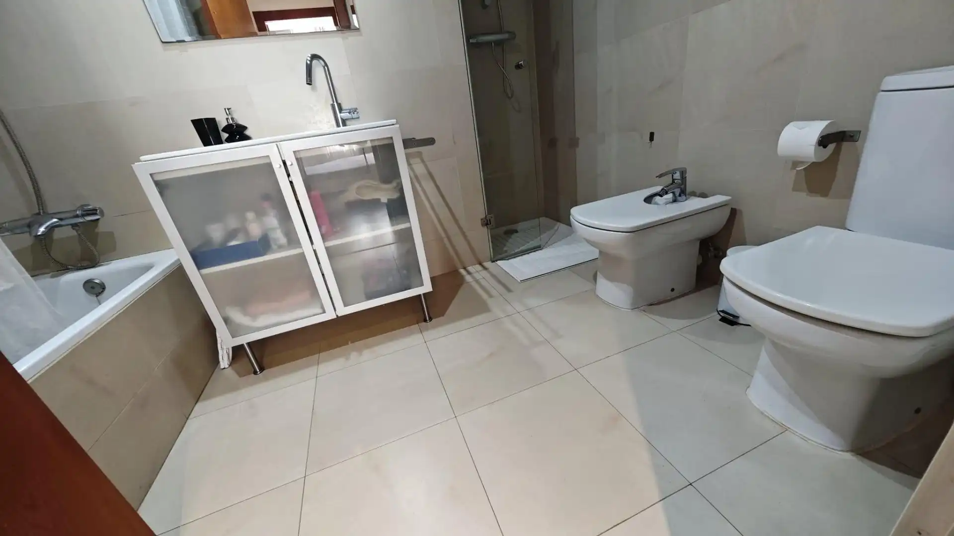 Baño de Piso en venta en Vilanova i la Geltrú con Aire acondicionado, Calefacción y Parquet