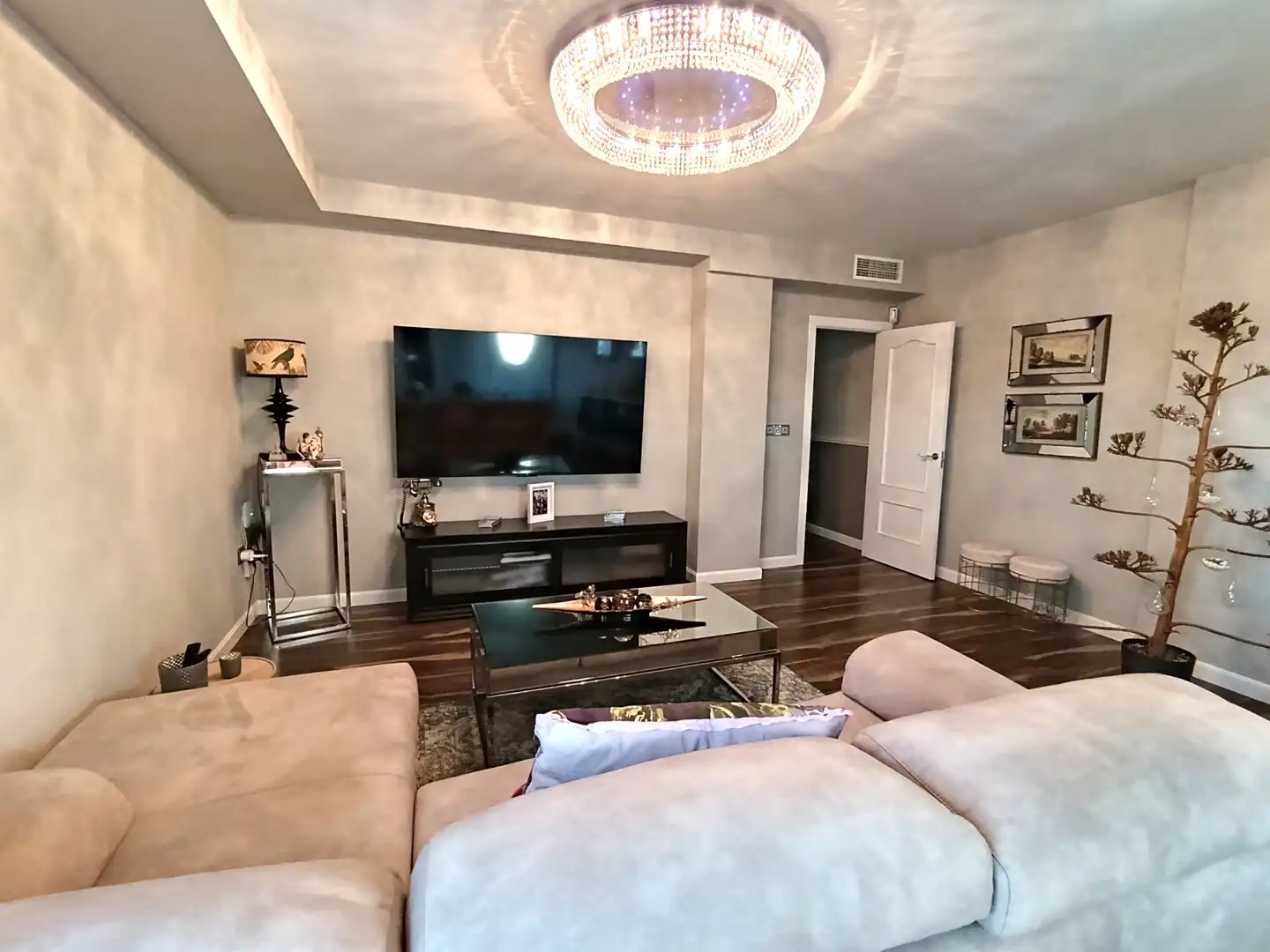 Sala de estar de Ático en venta en Totana con Parquet