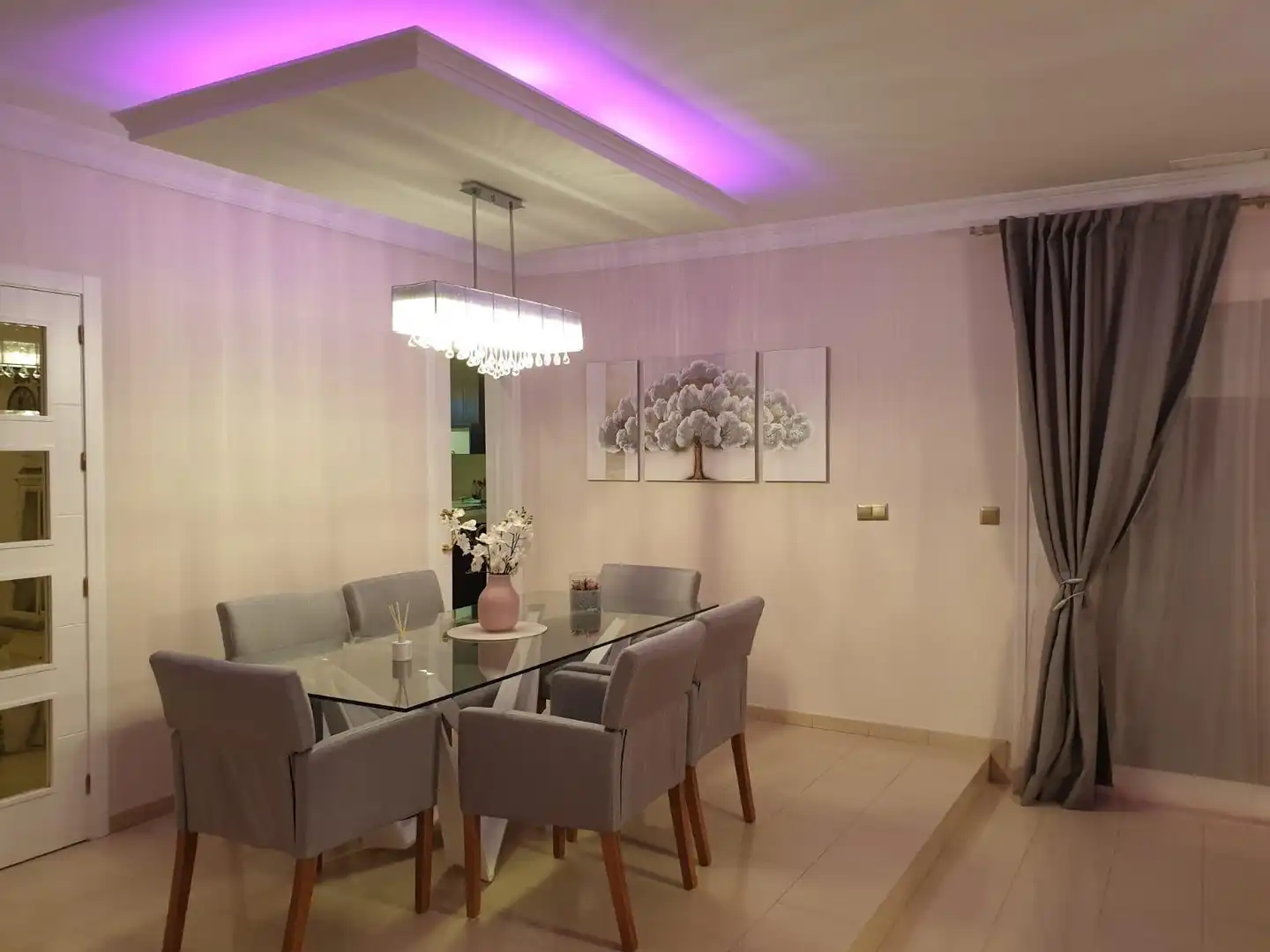 Comedor de Casa o chalet en venta en Los Barrios con Aire acondicionado, Calefacción y Jardín privado