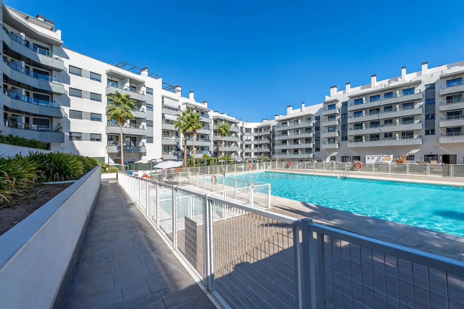 Apartament amb piscina de lloguer a Las Lagunas